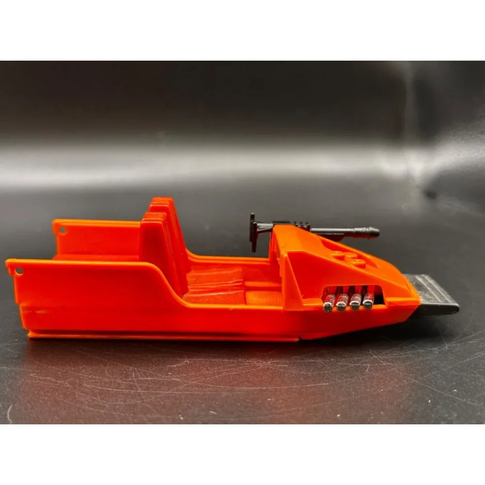 Vtg 1985 1980’s M.A.S.K. Orange Gator Hydroplane boat with gun‎ accessory Kenner